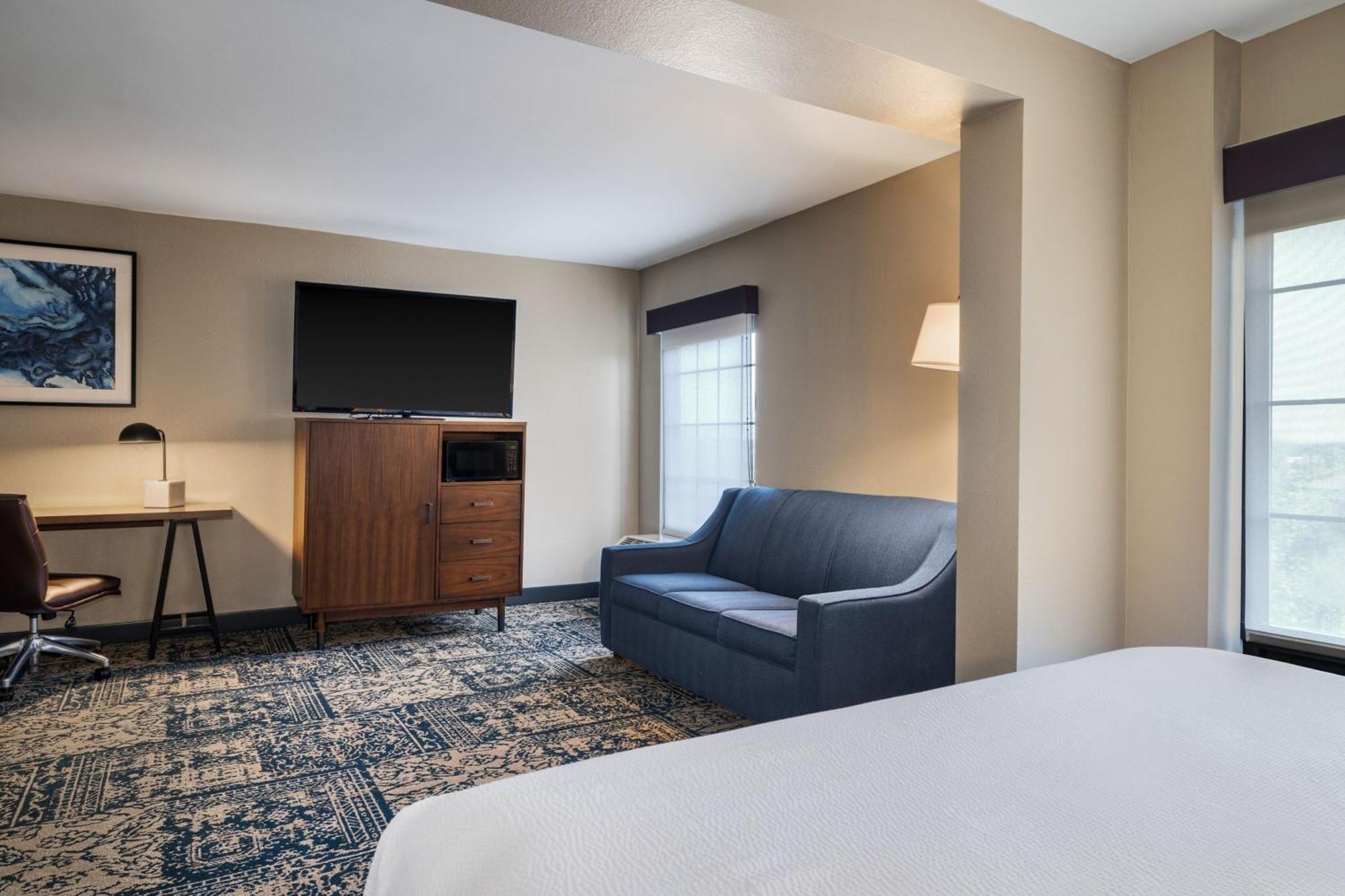 Four Points By Sheraton Greensboro Airport Exterior foto